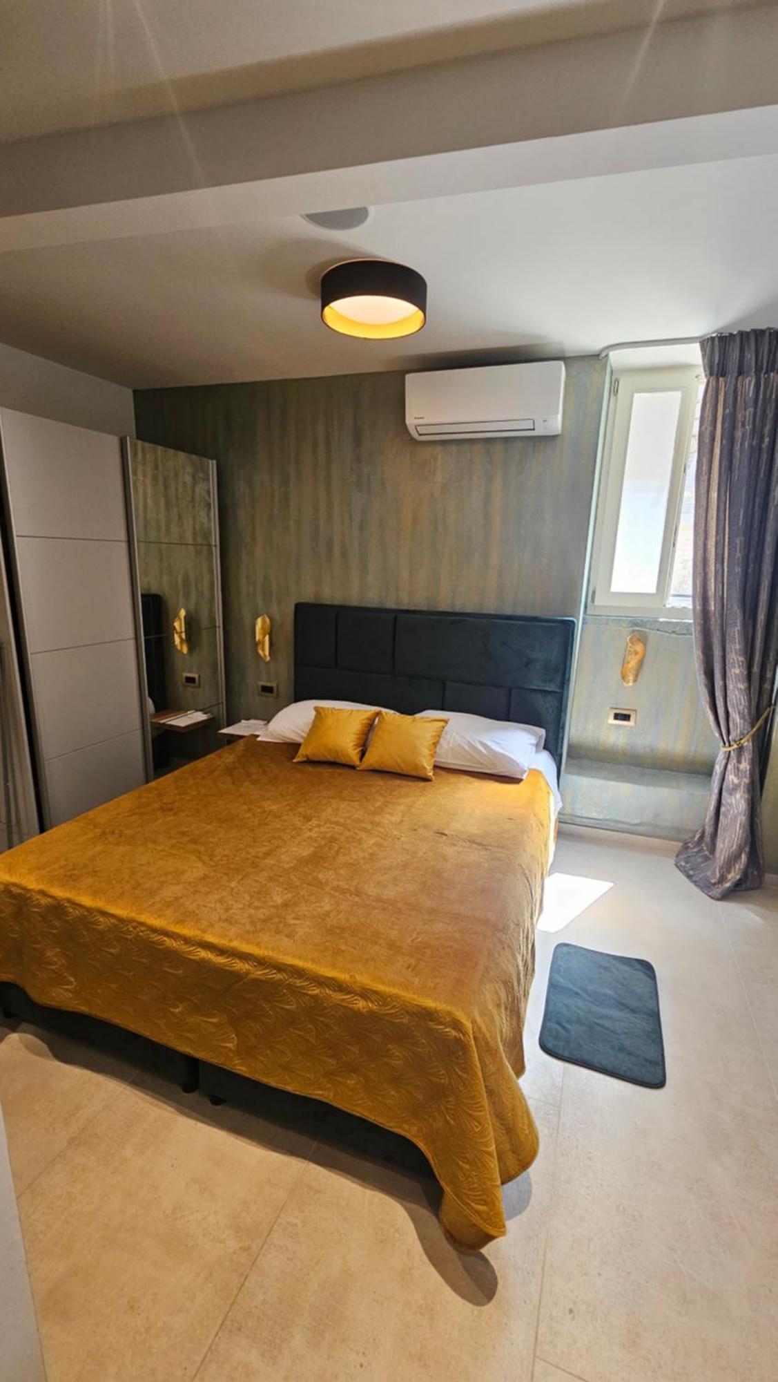 Dc II Downtown Apartment โรวีน ห้อง รูปภาพ